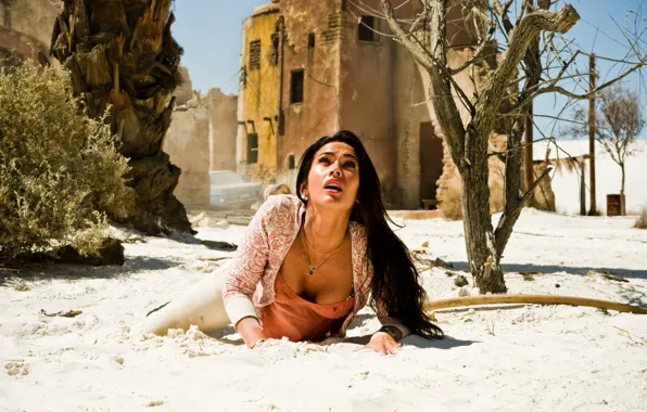 Девушка, испуг, лежит, megan fox