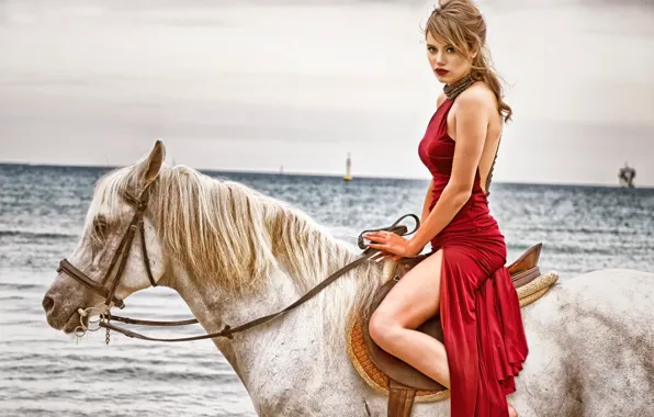 Девушка, конь, платье, в красном