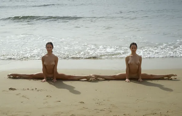 Ocean, sand, nude, naked, outdoor, flexible, Magdalena, slim