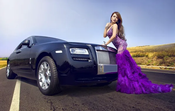 Картинка авто, взгляд, Девушки, Rolls-Royce, азиатка, красивая девушка, позирует над машиной