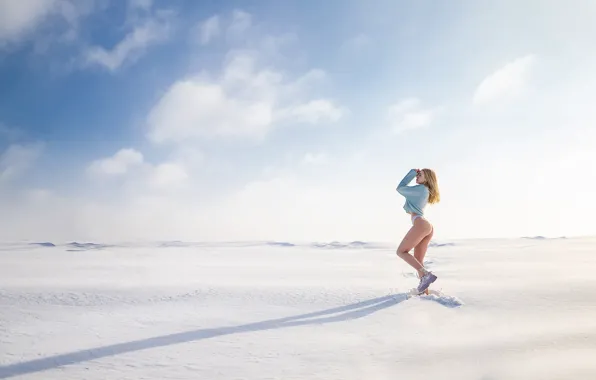 Ass, sky, clouds, snow, model, women, blonde, hips