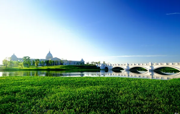 Картинка зелень, небо, трава, мост, река, здание, растения, арки