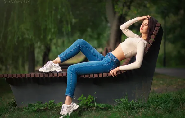 Girl, trees, nature, park, model, jeans, brunette, makeup