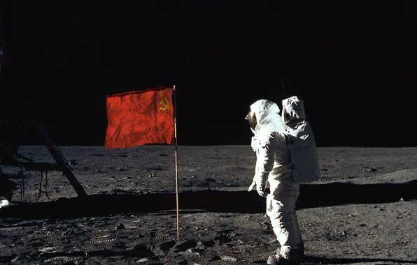 Картинка луна, человек, космонавт, флаг, СССР, на луне, первый