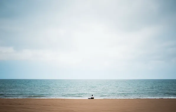 Картинка beach, sky, big, blue, lake, alone, man, solitude
