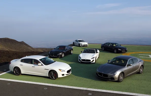 Горы, maserati, площадка