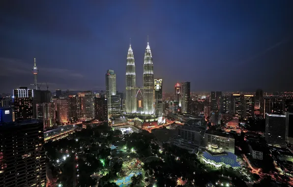 Картинка огни, небоскребы, сумерки, Малайзия, Куала-Лумпур