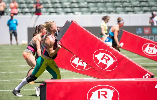 Strength, competition, technique, crossfit games, women resistance
