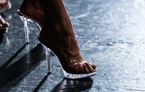 Картинка legs, female, heels, feet