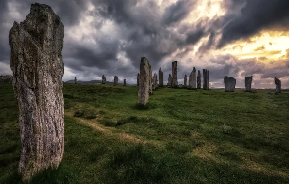 Картинка небо, облака, камни, Шотландия, Calanais Standing Stones