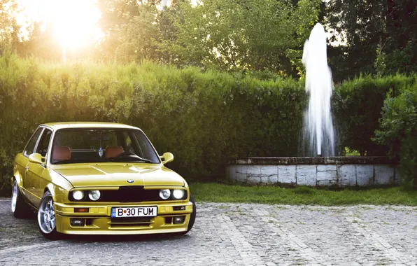 Жёлтый, бмв, BMW, фонтан, yellow, Coupe, E30, 3 Series