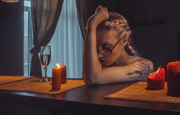 Девушка, поза, модель, бокал, рука, портрет, свечи, макияж