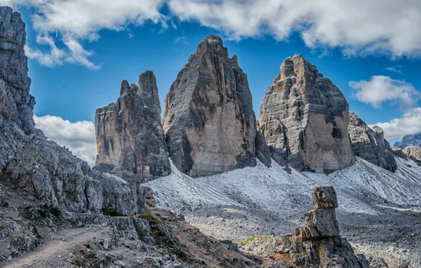 Картинка облака, камни, Италия, скалистые горы, гравий, clouds, rocks, blue sky