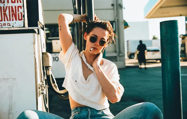 Girl, Kristen Stewart, actress
