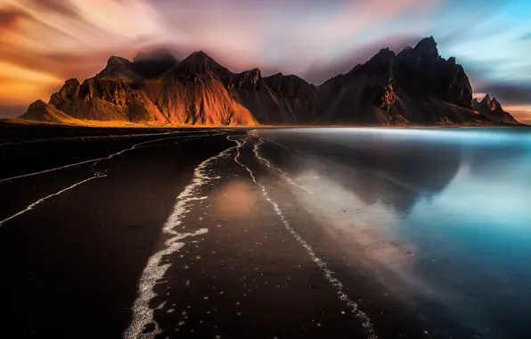Iceland, Stokkness, Sunrise at Vestrahorn