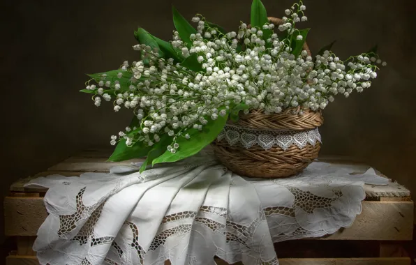 Картинка цветы, салфетка, букет, ящик, корзинка, белые, листья, натюрморт