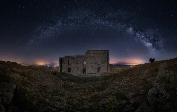 Звезды, ночь, камни, замок, скалы, склоны, Млечный путь, руины