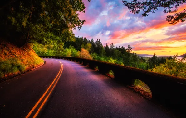 Картинка дорога, цвет, sunset, colors, trees, sky, scenery, облака