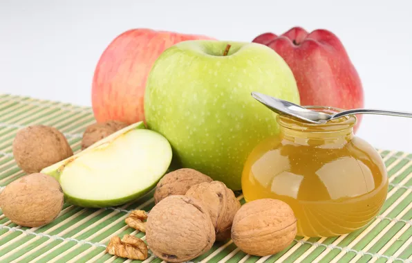 Картинка яблоки, ложка, фрукты, мёд, баночка, грецкие орехи
