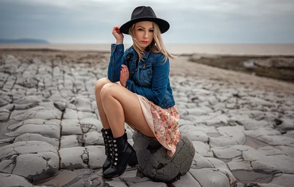 Картинка girl, sky, dress, legs, hat, nature, stone, photo