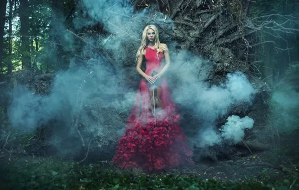 Картинка девушка, деревья, скрипка, дым, платье, блондинка, в красном, одна