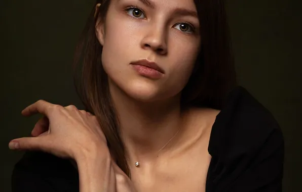 Модель, Мария, чёрный фон, Алексей Гурылёв
