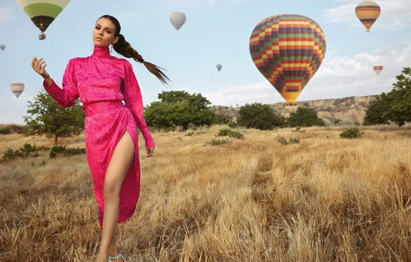 Картинка поле, взгляд, девушка, поза, модель, платье, красотка, Victoria Justice