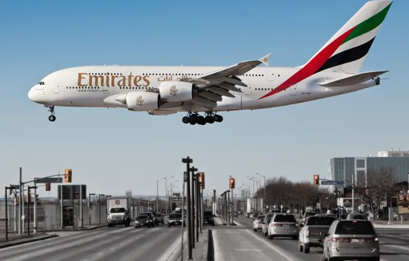 Картинка Город, Самолет, Машина, A380, Взлет, Пассажирский, Airbus, Вид сбоку