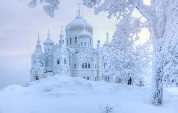 Зима, снег, деревья, сугробы, храм, Россия, Пермский край, Эдуард Гордеев