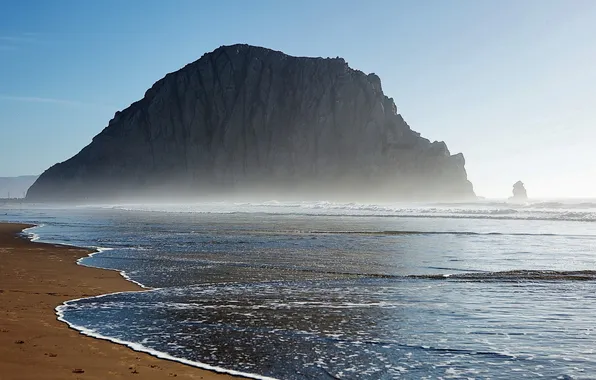 Картинка песок, море, пляж, вода, пейзаж, природа, туман, скала
