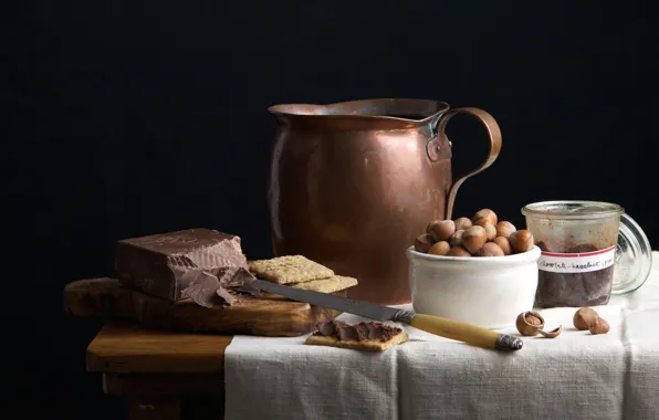 Шоколад, печенье, нож, кувшин, натюрморт, фундук