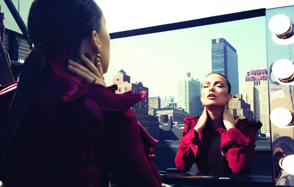 Картинка отражение, модель, здания, актриса, зеркало, Olivia Wilde