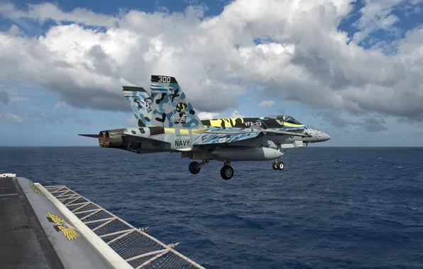 Картинка море, истребитель, палуба, взлёт, многоцелевой, FA-18C Hornet