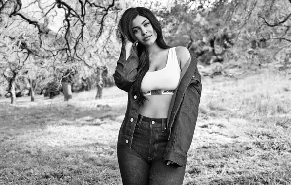Картинка черно-белое, знаменитость, Kylie Jenner