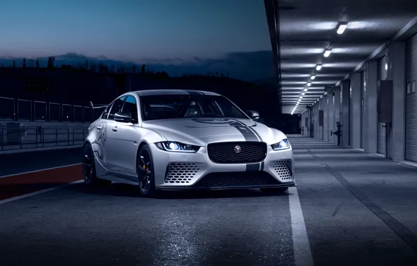 Jaguar, 2018, XE SV, Project 8