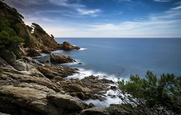 Картинка море, небо, облака, камни, скалы, берег, горизонт, Испания
