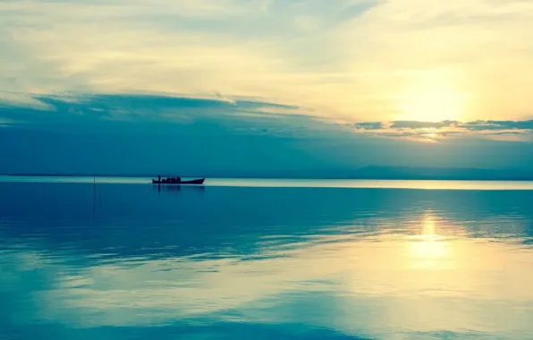 Море, солнце, отражение, рассвет, лодка, утро, горизонт, силуэты
