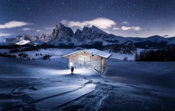 Картинка зима, небо, звезды, облака, свет, снег, горы, человек