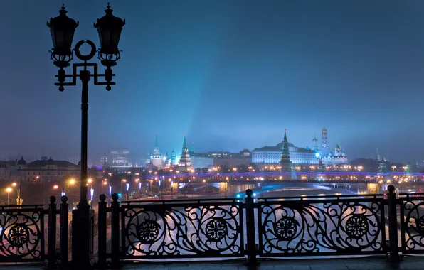 Картинка пейзаж, ночь, мост, огни, река, фонарь, Москва, канал