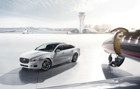 Картинка Hangar, Plane, Jaguar XJ Ultimate