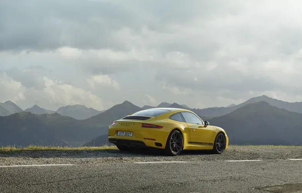 Картинка дорога, жёлтый, разметка, Porsche, вид сзади, 2018, горный пейзаж, 911 Carrera T