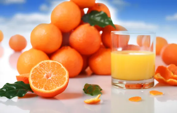 Картинка стакан, апельсины, сок, фрукты, листочки, цитрусы, апельсиновый, корки