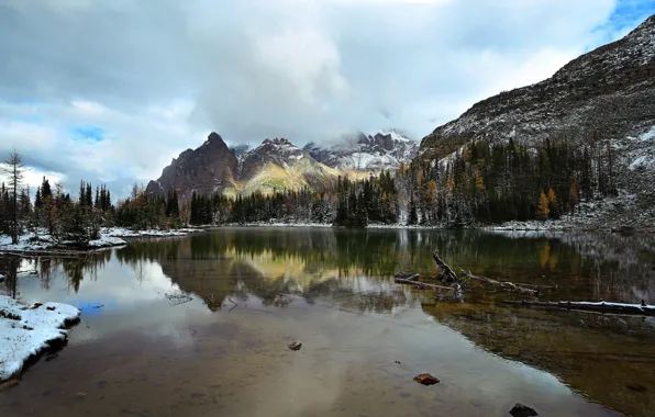 Canada, Yoho National Park, Lake Schaffer