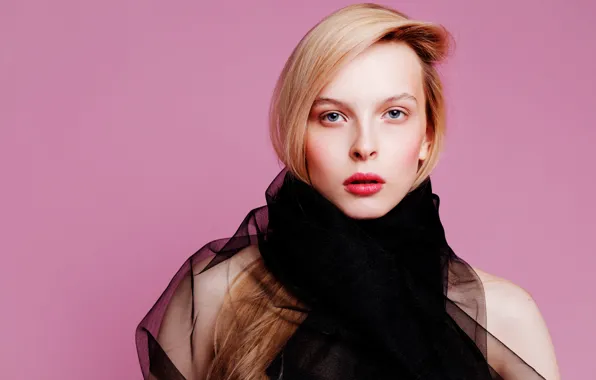 Розовый фон, красивая блондинка, pink background, яркая помада, beautiful blonde, bright lipstick, Anastasiya Gepp