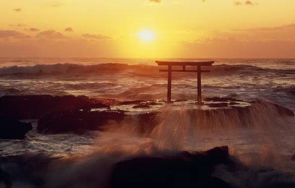 Картинка море, закат, брызги, шторм, Япония, Ибараки, Оараи, Канто