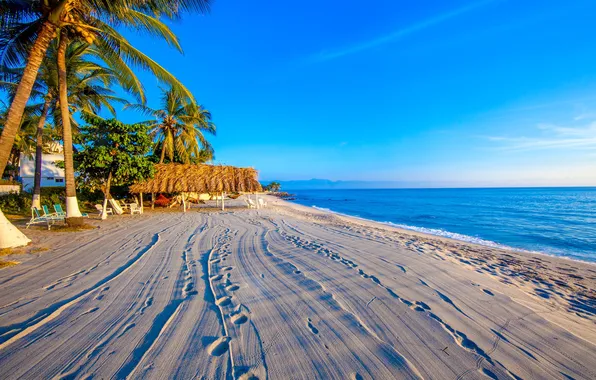 Картинка песок, море, пляж, небо, горы, тропики, пальмы, бунгало