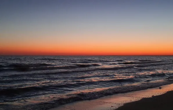 Море, закат, берег