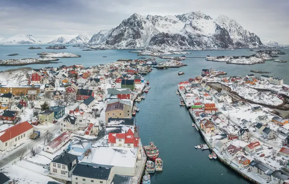 Norway, Nordland, Henningsvær