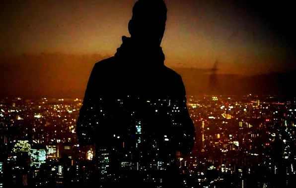 Картинка night, man, cityscape, silhouette