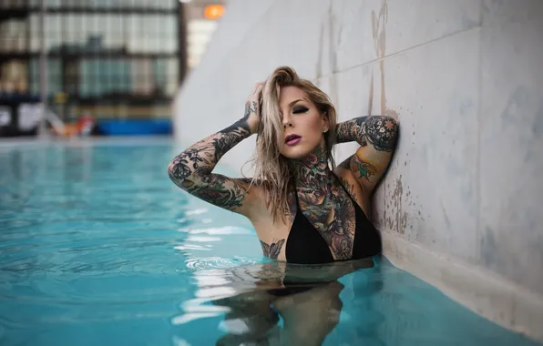 Девушка, бассейн, тату, Madison, Jesse Herzog